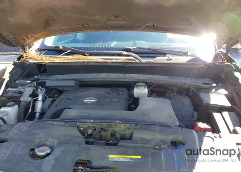 2015 Nissan Pathfinder Sv z USA, uszkodzony, nr VIN 5N1AR2MM3FC692342